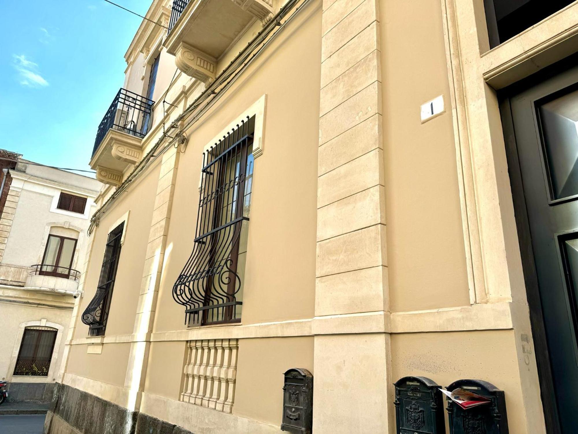 Cortile Nobile Luxury Suites Catania Exterior photo