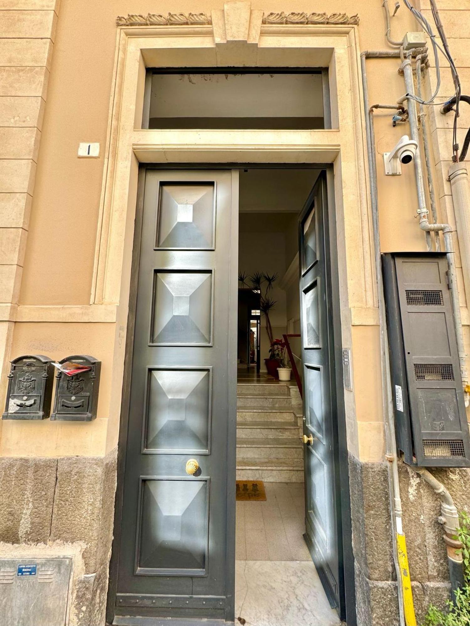 Cortile Nobile Luxury Suites Catania Exterior photo